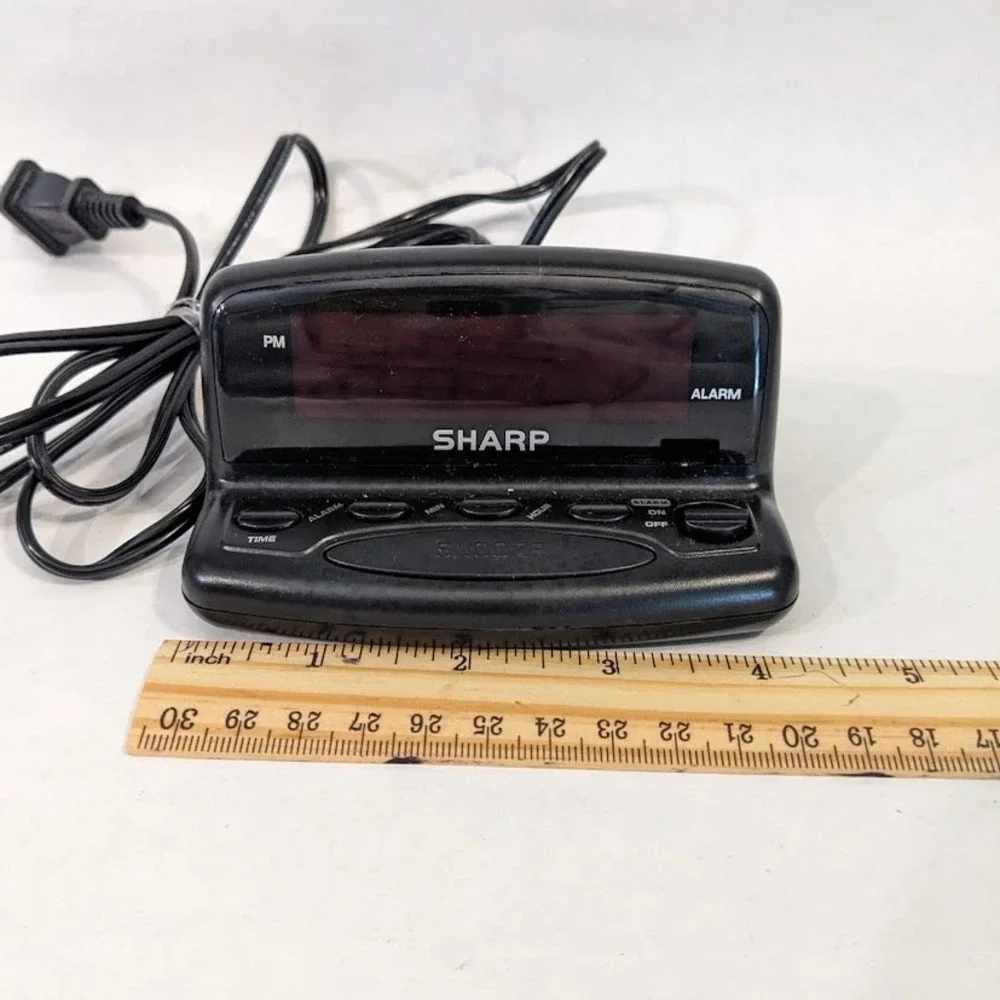 Sharp SPC026 Digital Alarm Clock Black Red LED Display Electric Battery Backup